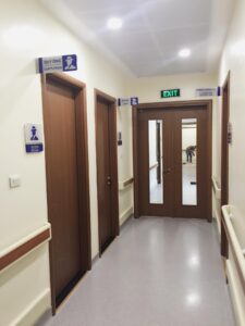 Cửa gỗ công nghiệp Huge - Austdoorhome